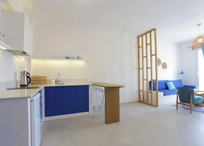 לינה וארוחת בוקר Bubo Faralya Suite Hotel 4*